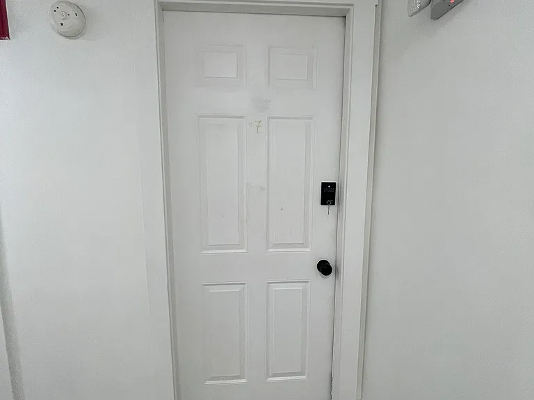 24 McGrath St #4-7 — Photo 5