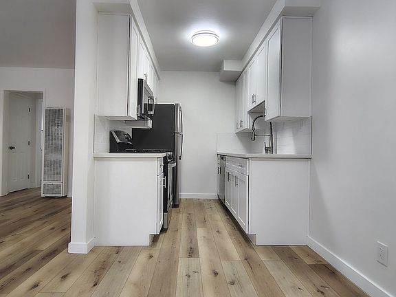 2nd image of 12545 Pacific Ave APT 4