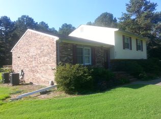 8321 Winston Dr, Mechanicsville, VA 23116