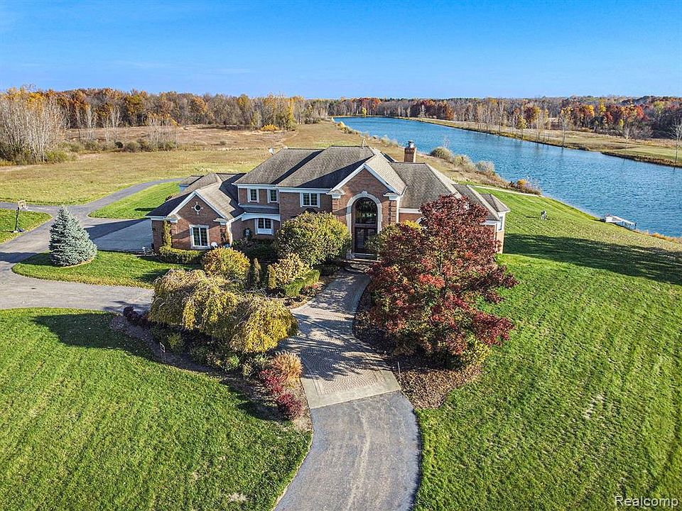 7441 Groveland Rd, Holly, MI 48442 MLS 20230028726 Zillow