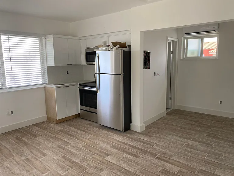2190 SW 14th Ter — Photo 15