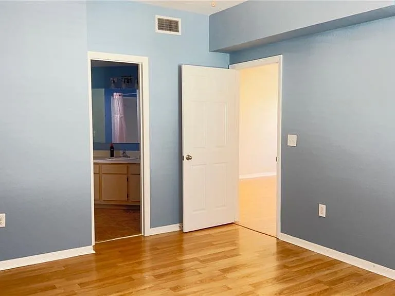 23520 Walden Center Dr #308 — Photo 12