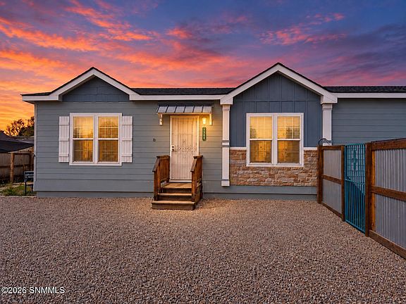 2nd image of 1106 N Tornillo St