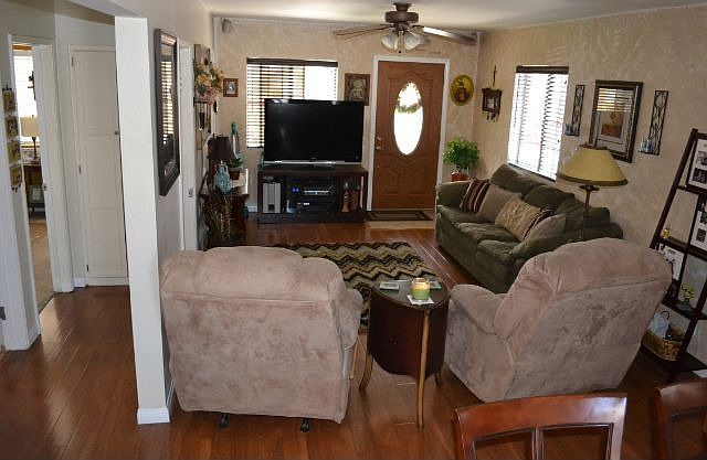 2nd image of 20829 Margaret St