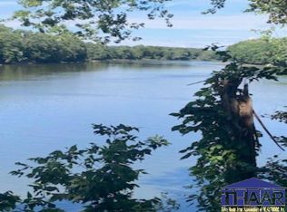 N Towpath Rd, Covington, IN 47932