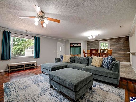 5th image of 937 Sherwood Dr