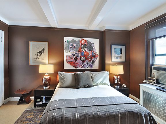 4th image of 333 E 43rd St APT 822