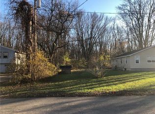 549 W Seneca Tpke, Syracuse, NY 13207