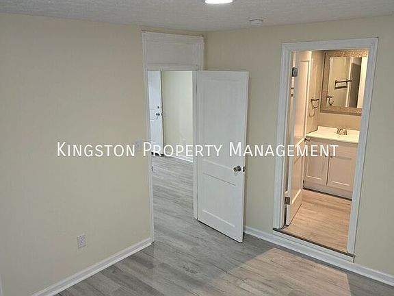 3rd image of 126 E Main St #3