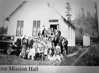 16200 Crescent Dr SW, Vashon, WA 98070