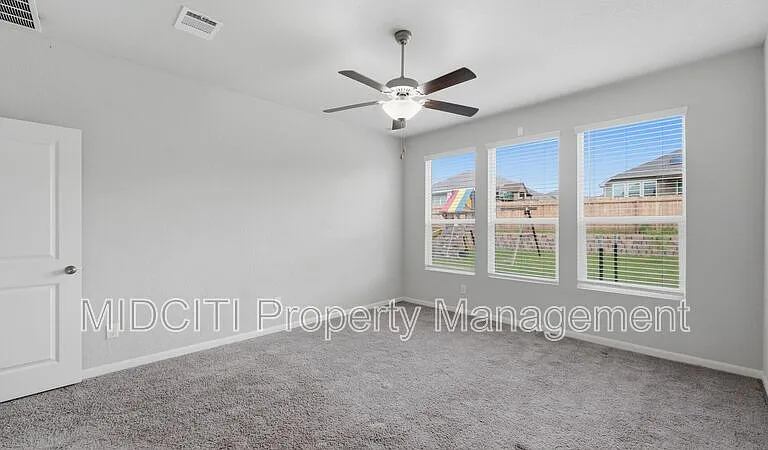 1858 Lauter Ln — Photo 21