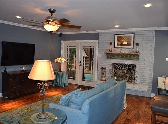 5th image of 3000 Brookview Dr