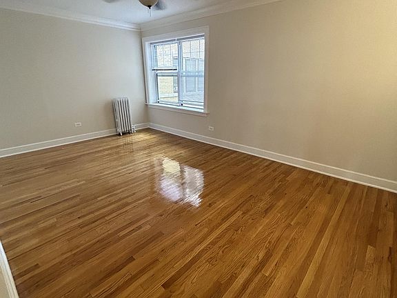 3rd image of 2141 S Cuyler Ave #1