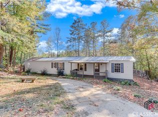 6140 River Run Cir, Gainesville, GA 30506