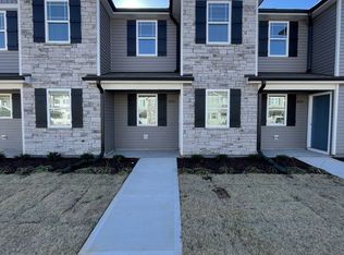 1039 Peony Ln, Youngsville, NC 27596