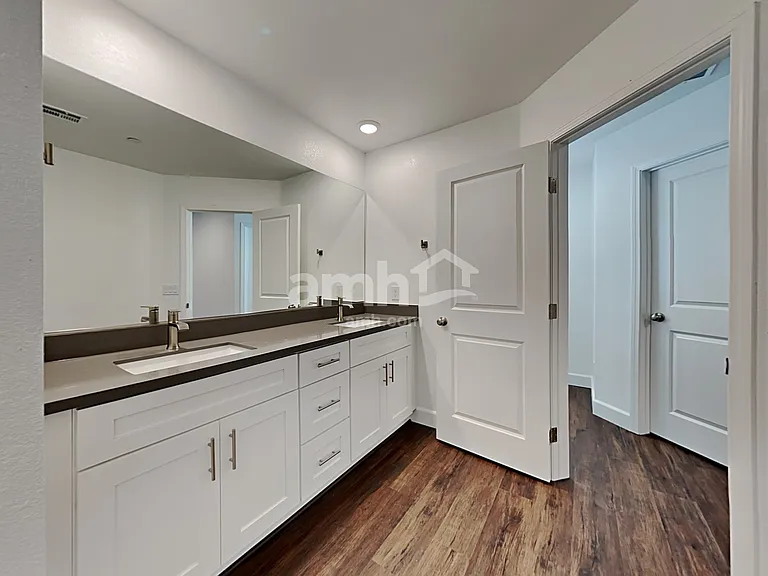 10123 Cove Mountain St — Photo 12