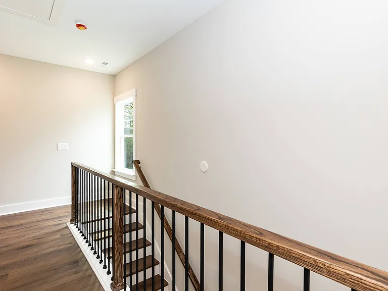 816 N Taylor St — Photo 17