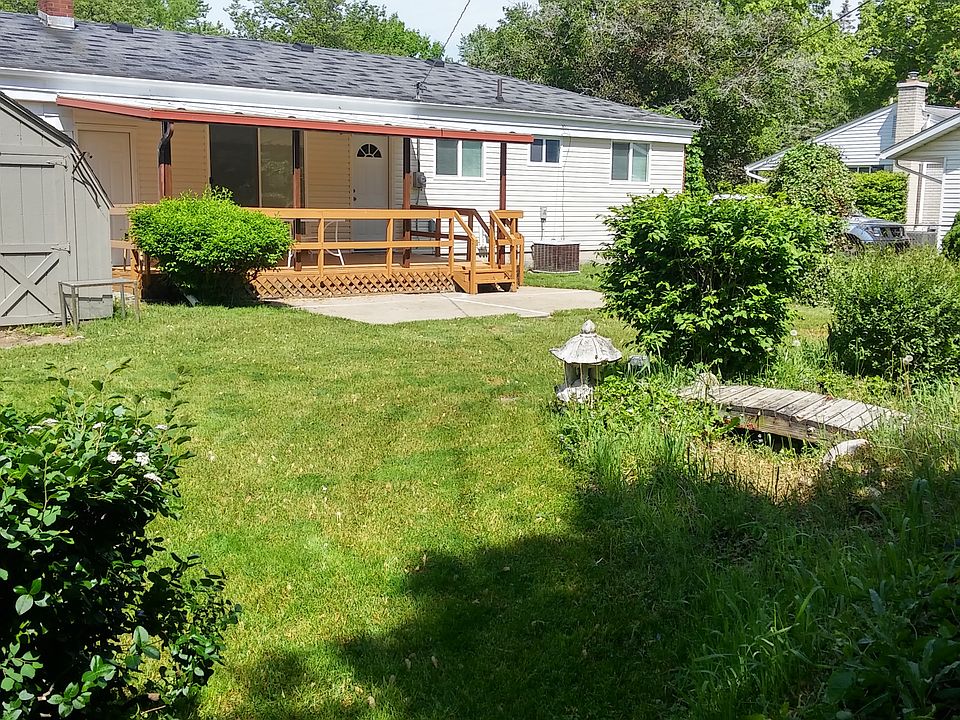1st image of 3145 Fernwood Ave