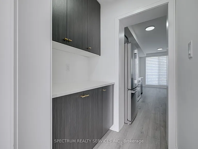146 Blue Forest Cres — Photo 28
