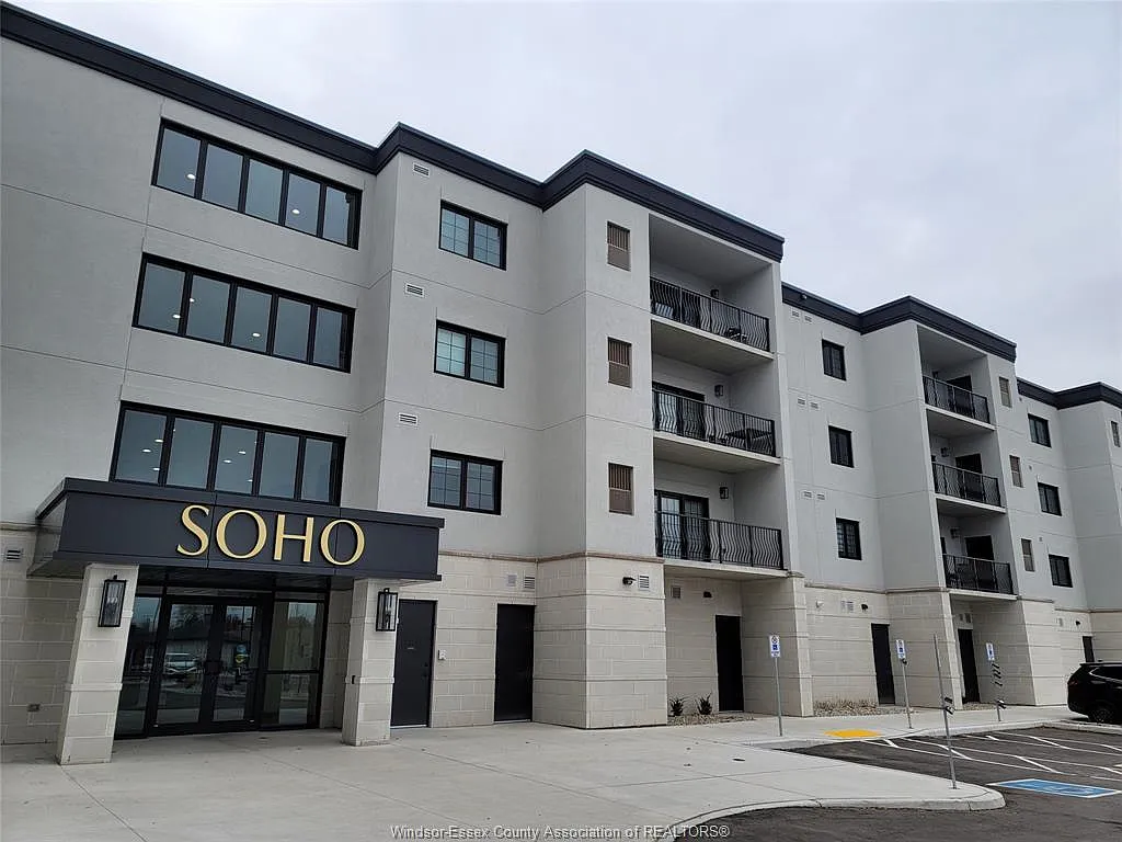 2 bed, 2.0 bath, 1090 sqft, $2,550 — Photo 3