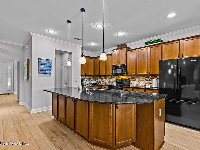 429 Buckhead Ct — Photo 5