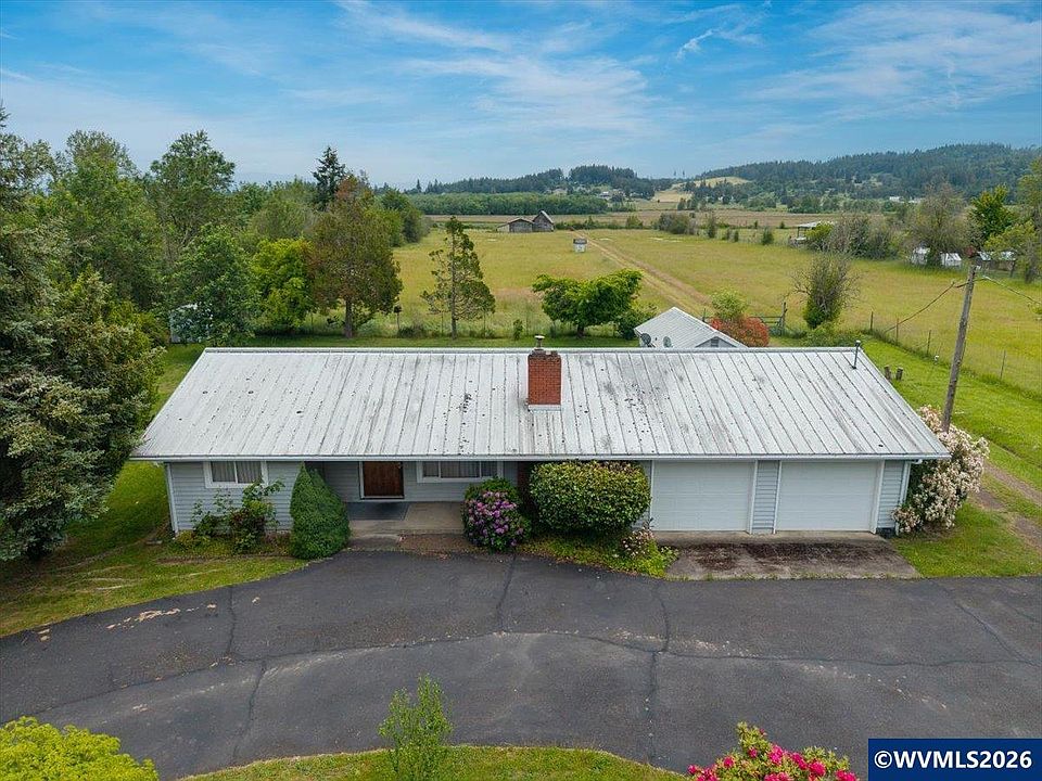 1st image of 33543 Brewster Rd
