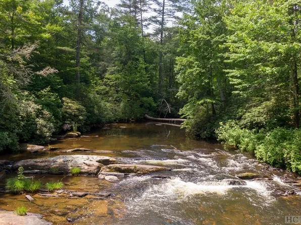 345 Hidden Lane, Sapphire, NC 28774