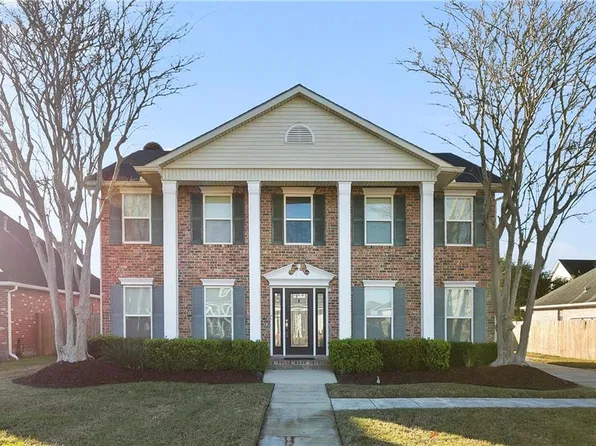 1116 Lake Frances Dr, Gretna, LA 70056