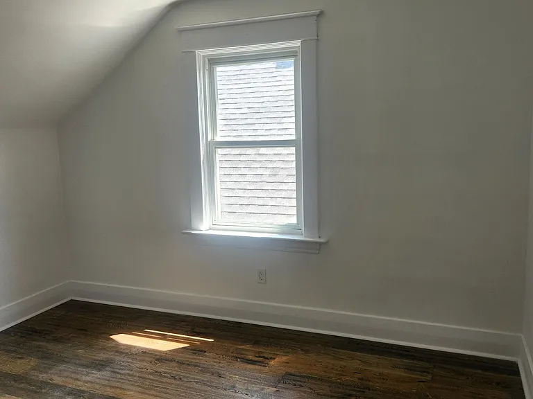 312 Wharncliffe Rd S #UPPER — Photo 5