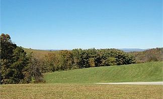1st image of 1233 Lovely Mount Dr