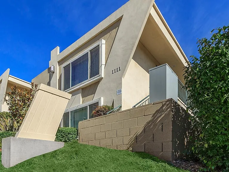 Fresno Terrace — Photo 13