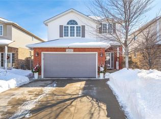 453 Sandy Cove Cres, Waterloo, ON N2K 4B6