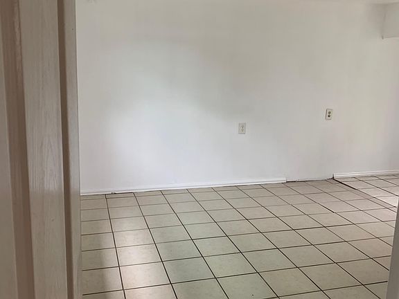 5th image of 6634 Northside Dr