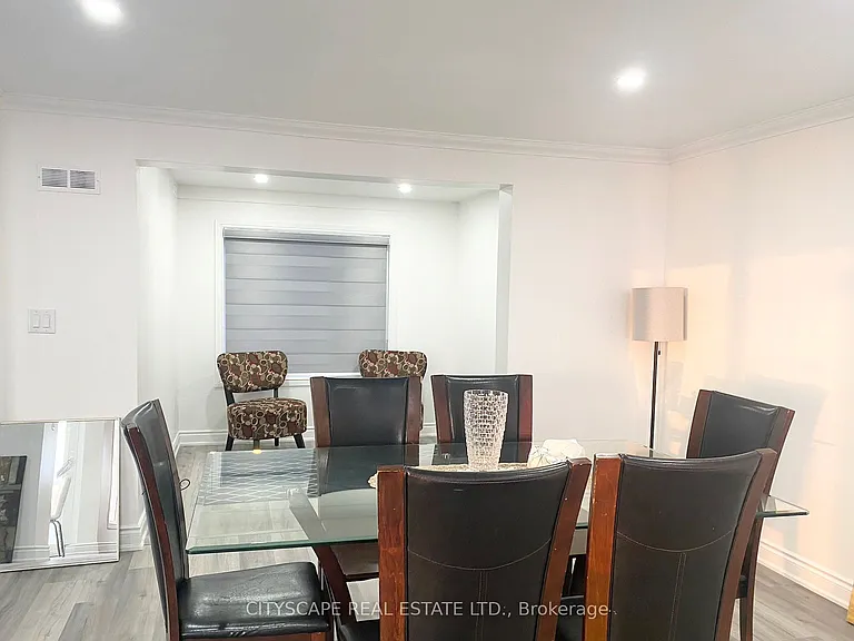 48 Seabreeze Cres — Photo 34