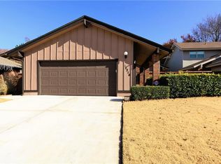 12216 Cypress Ln, Oklahoma City, OK 73162