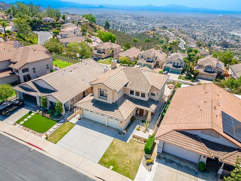 2283 Rock View Gln — Photo 52