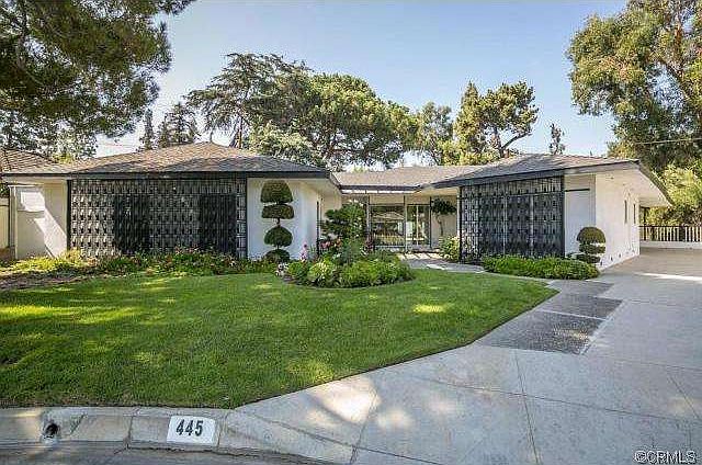 1st image of 445 Pilgrim Pl