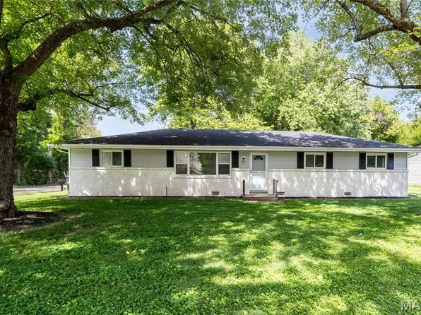 1201 Hollywood Heights Rd, Caseyville, IL 62232