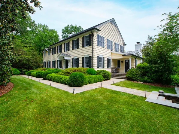 713 Greenwood Rd, Chapel Hill, NC 27514