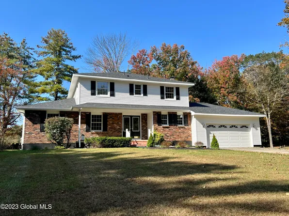 5 Carefree Lane, Wilton, NY 12831