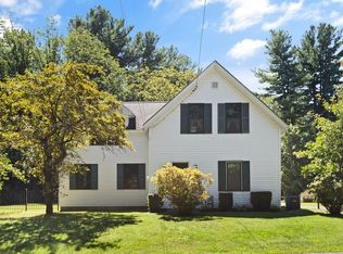 54 Pleasant St, Westford, MA 01886