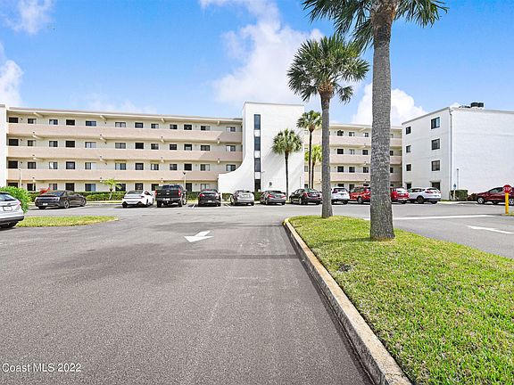2nd image of 2467 S Washington Ave #406
