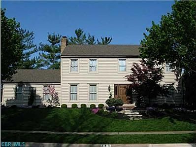 1st image of 285 Monterey Dr