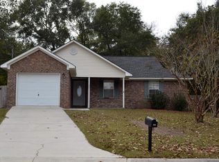 223 Fawn Ct, Springfield, GA 31329