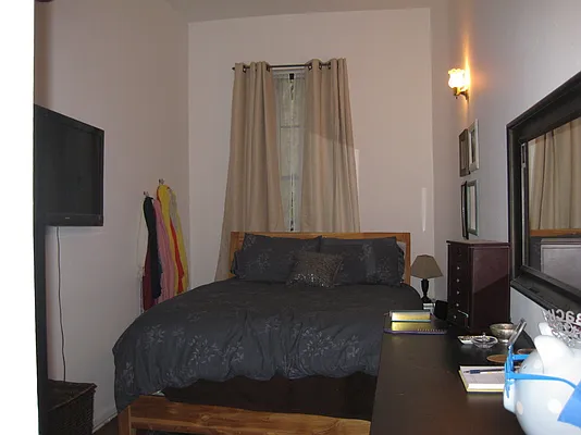 Rented by America Mecca Realty LLC | media 40