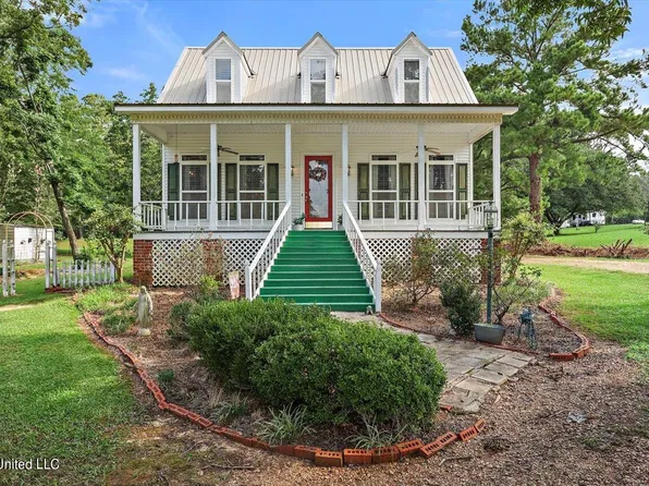 1268 Walker Rd, Terry, MS 39170