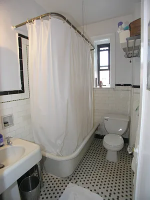 Rented by Townsley & Gay, LLC | media 33