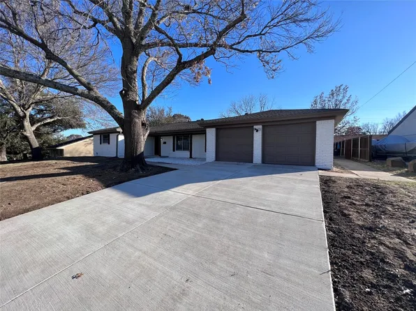 6705 Genoa Rd, Fort Worth, TX 76116