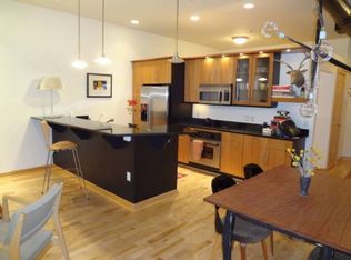 615 W Main St APT 107, Madison, WI 53703