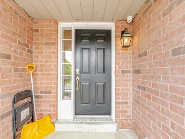 75 Wilmont Ct, Brampton, ON L6X 4Z7